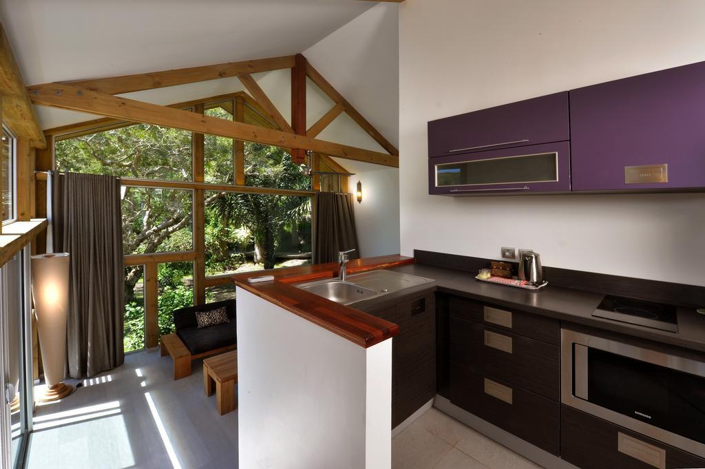 Betikure Parc Lodge Bourail Rom bilde